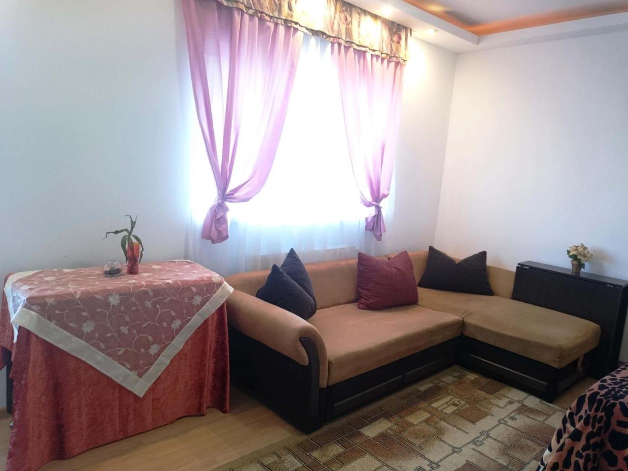 Rustic & Romantic Apartment Braşov Dış mekan fotoğraf